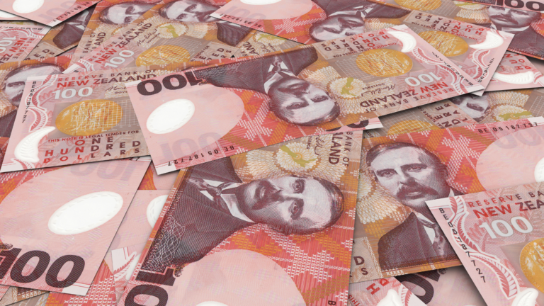 New Zealand dollar climbs toward 0.5750 as traders await U.S